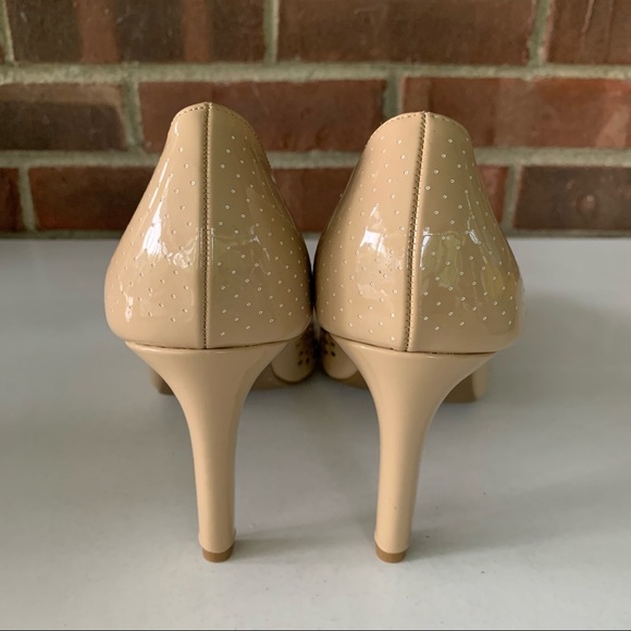 Rialto nude cut out slip on high heel pump Women’s US 10 M - Picture 6 of 9